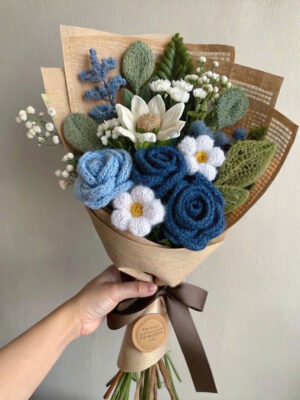 Hoa hồng xanh đậm